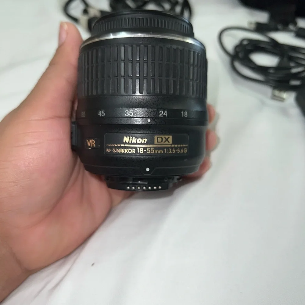 Nikon D40 Digital Camera
